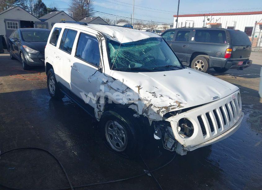 2015 Jeep Patriot SPORT (VIN 1C4NJPBBXFD431022) main photo