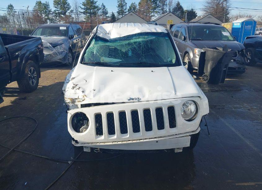 Photo 12 of 2015 Jeep Patriot SPORT (VIN 1C4NJPBBXFD431022)