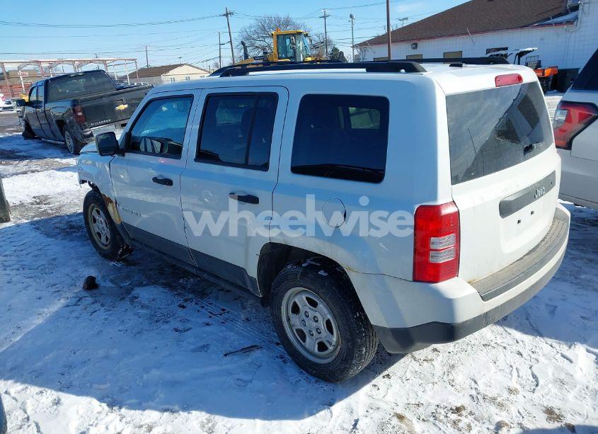 Photo 3 of 2016 Jeep Patriot SPORT (VIN 1C4NJPBBXGD650080)