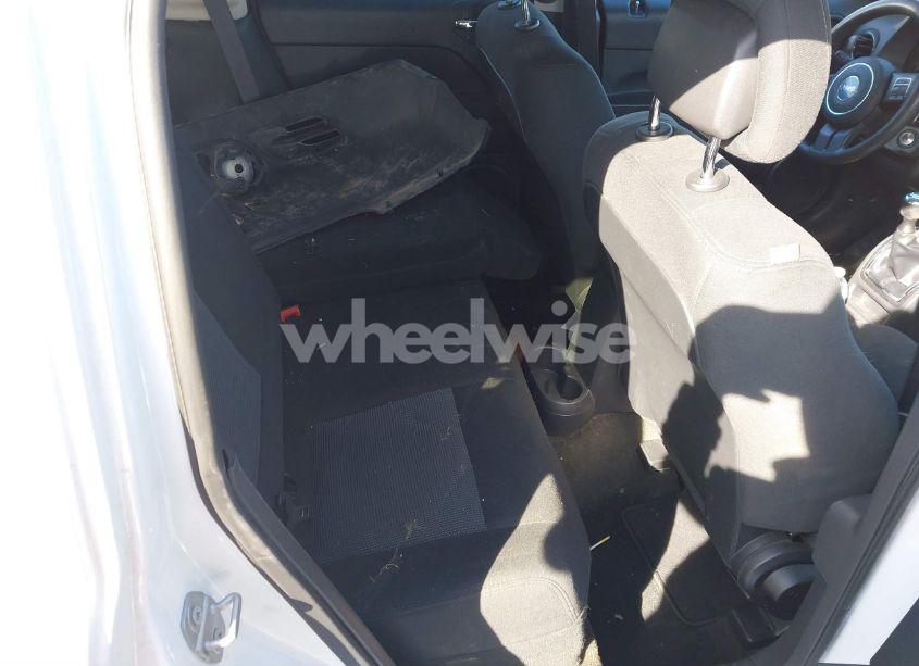 Photo 8 of 2016 Jeep Patriot SPORT (VIN 1C4NJPBBXGD650080)