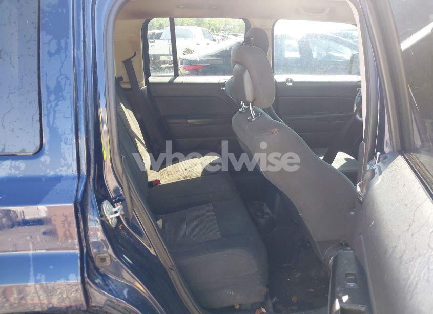 Photo 8 of 2016 Jeep Patriot SPORT (VIN 1C4NJPBBXGD676520)