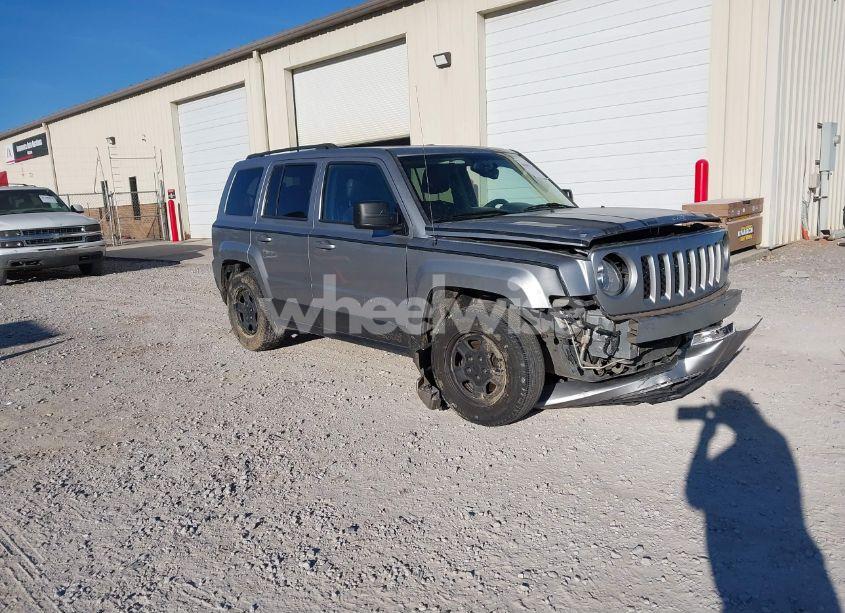 2016 Jeep Patriot SPORT (VIN 1C4NJPBBXGD677053) main photo