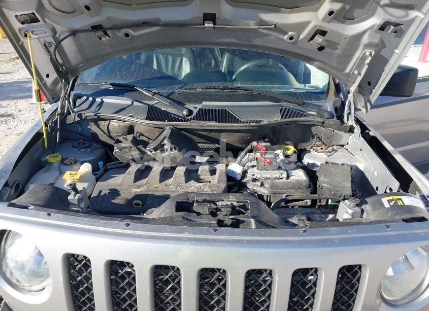 Photo 10 of 2016 Jeep Patriot SPORT (VIN 1C4NJPBBXGD677053)