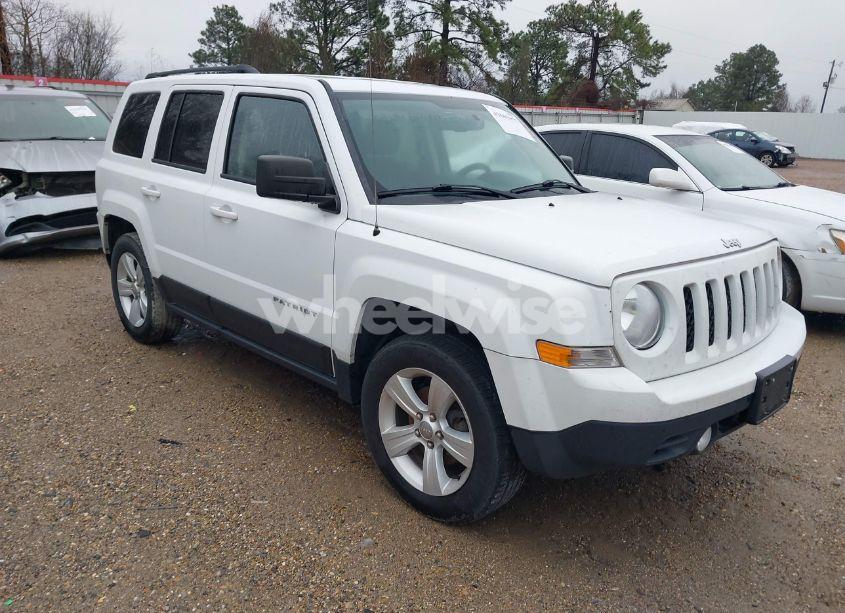 2016 Jeep Patriot SPORT (VIN 1C4NJPBBXGD699974) main photo