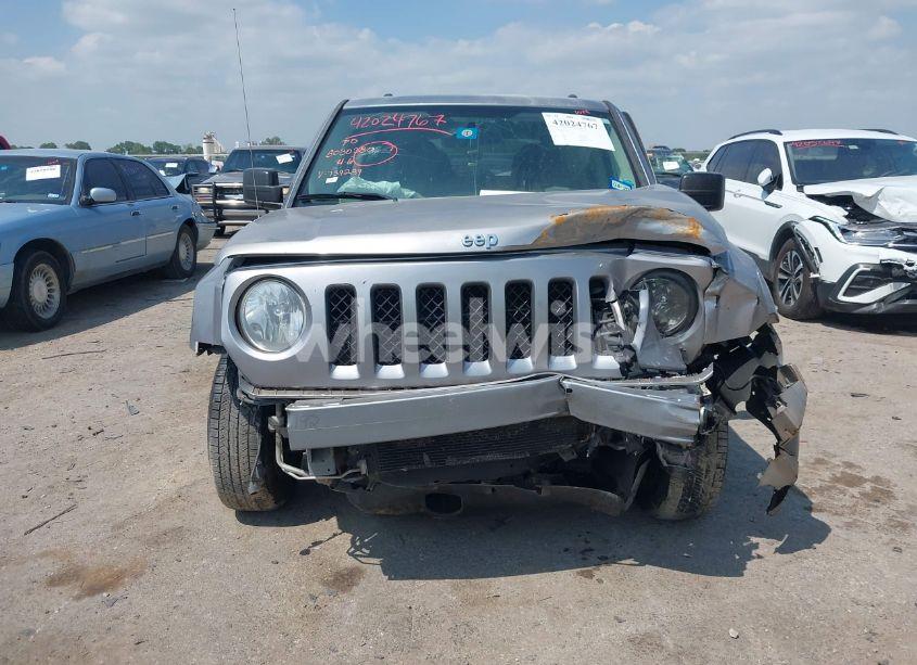 Photo 12 of 2016 Jeep Patriot SPORT (VIN 1C4NJPBBXGD739289)