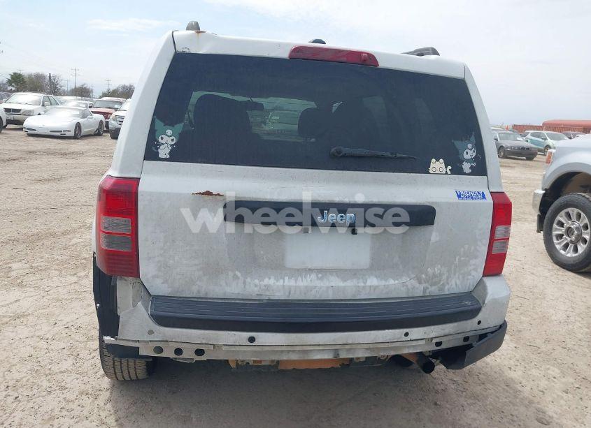 Photo 16 of 2017 Jeep Patriot SPORT FWD (VIN 1C4NJPBBXHD208692)