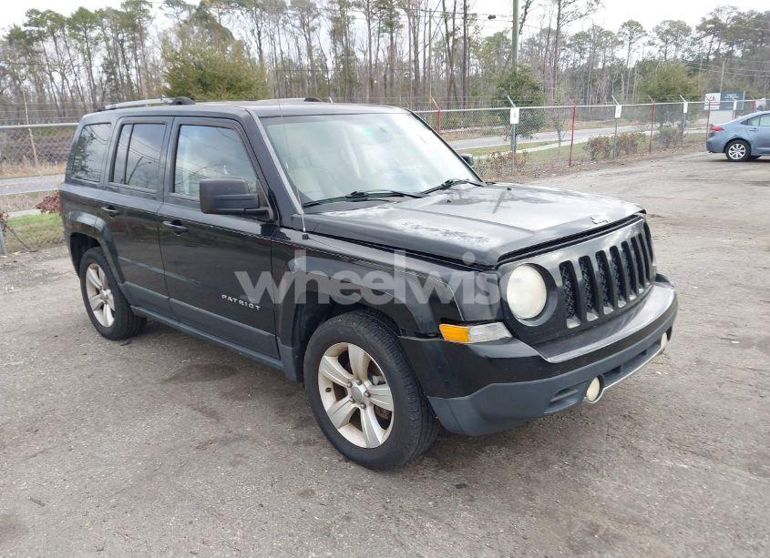 2014 Jeep Patriot LIMITED (VIN 1C4NJPCB0ED715806) main photo