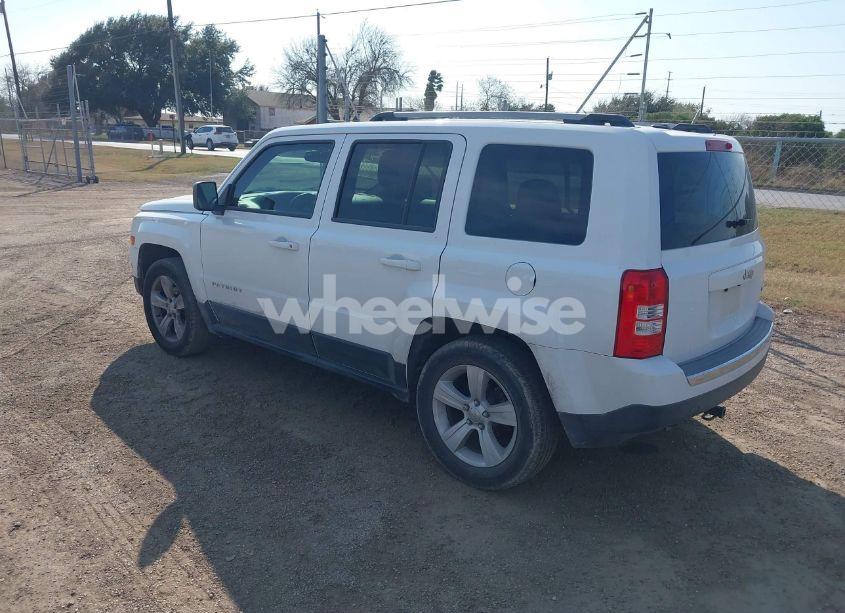 Photo 3 of 2014 Jeep Patriot LIMITED (VIN 1C4NJPCB2ED698720)