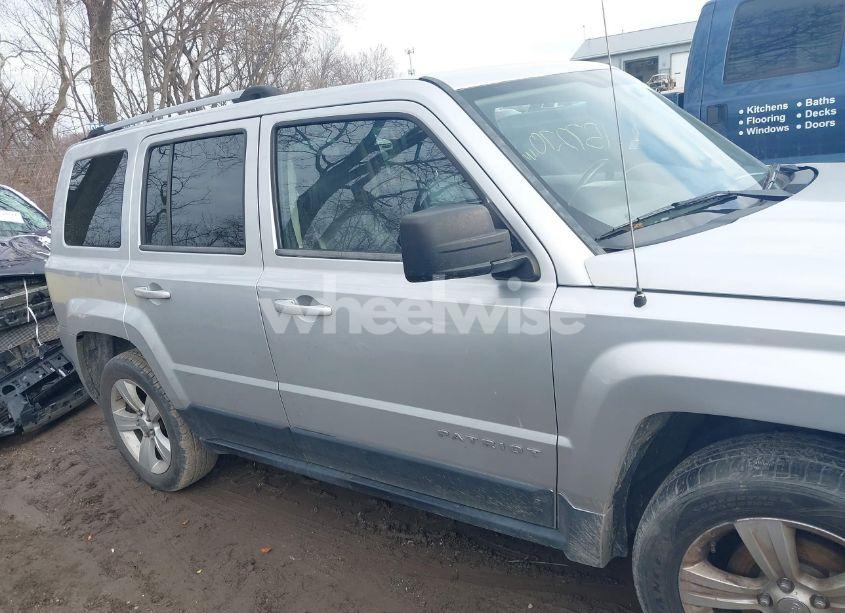 Photo 14 of 2012 Jeep Patriot LIMITED (VIN 1C4NJPCB4CD552333)