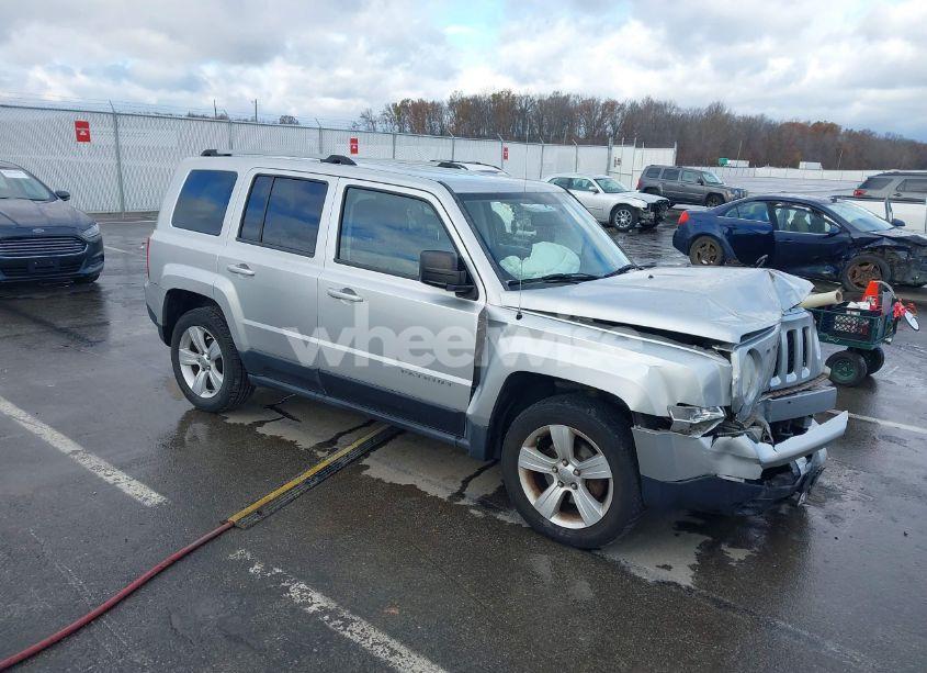 2013 Jeep Patriot LIMITED (VIN 1C4NJPCB4DD223102) main photo