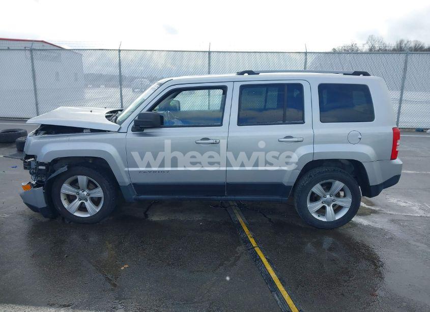 Photo 15 of 2013 Jeep Patriot LIMITED (VIN 1C4NJPCB4DD223102)