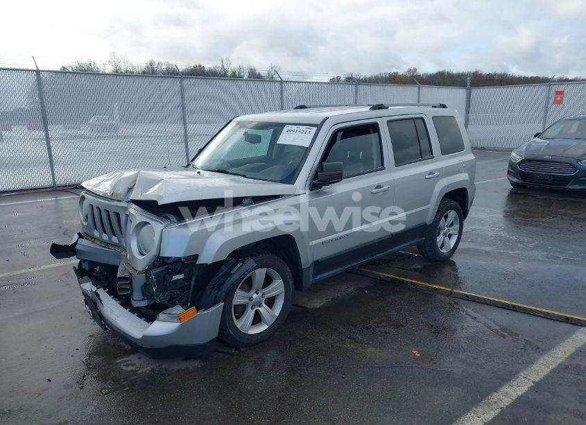 Photo 2 of 2013 Jeep Patriot LIMITED (VIN 1C4NJPCB4DD223102)