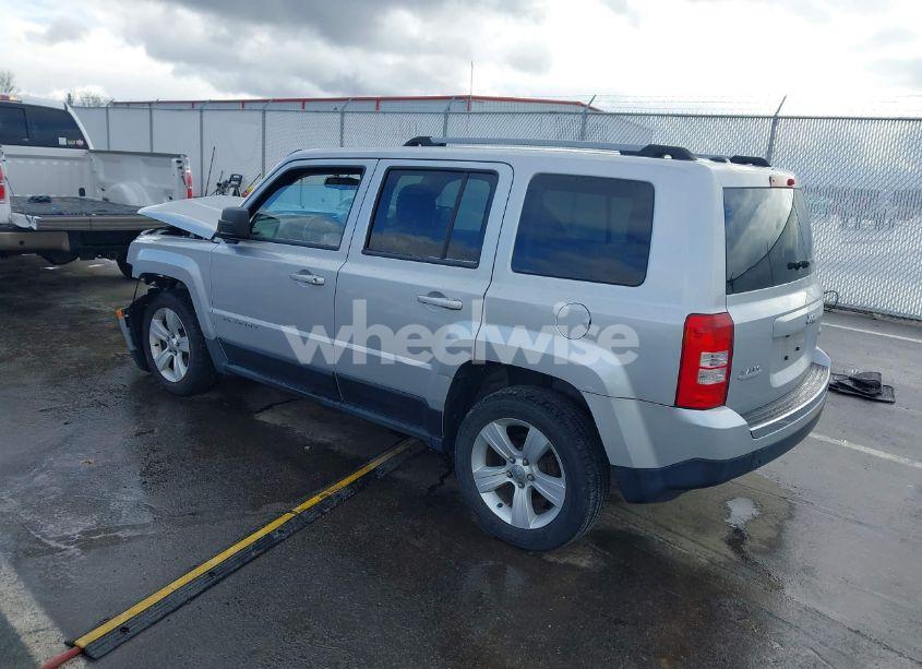 Photo 3 of 2013 Jeep Patriot LIMITED (VIN 1C4NJPCB4DD223102)