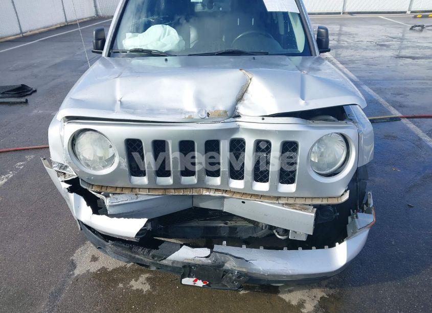 Photo 6 of 2013 Jeep Patriot LIMITED (VIN 1C4NJPCB4DD223102)