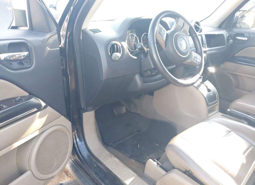 Photo 5 of 2012 Jeep Patriot LIMITED (VIN 1C4NJPCB5CD631915)