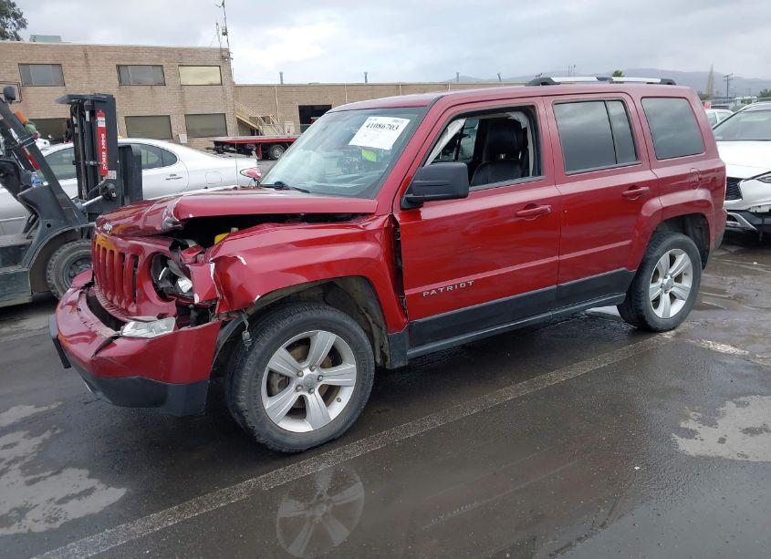 Photo 2 of 2012 Jeep Patriot LIMITED (VIN 1C4NJPCB7CD633939)