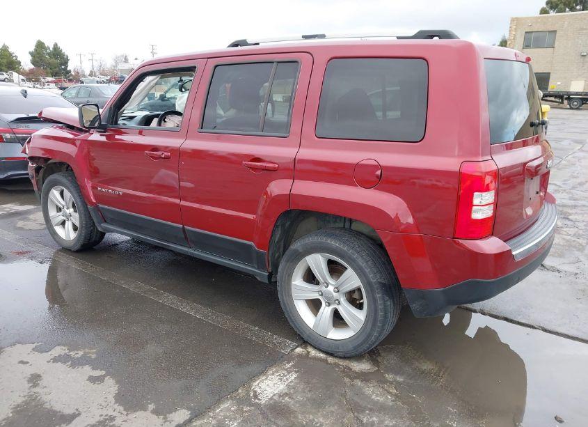 Photo 3 of 2012 Jeep Patriot LIMITED (VIN 1C4NJPCB7CD633939)