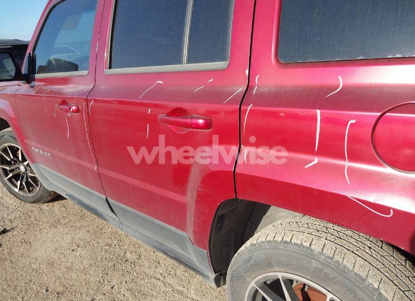 Photo 14 of 2014 Jeep Patriot LATITUDE (VIN 1C4NJPFA0ED694846)