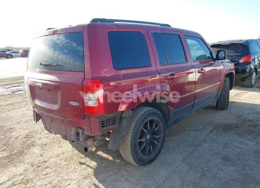 Photo 4 of 2014 Jeep Patriot LATITUDE (VIN 1C4NJPFA0ED694846)