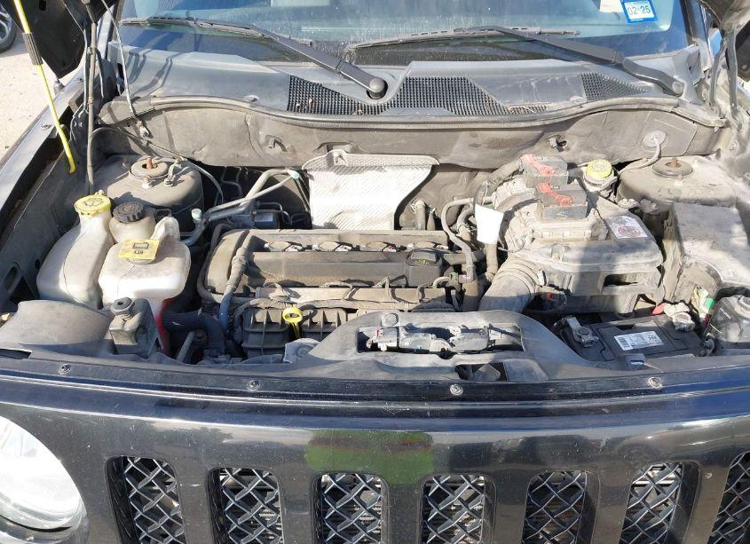 Photo 10 of 2015 Jeep Patriot HIGH ALTITUDE EDITION (VIN 1C4NJPFA0FD389901)