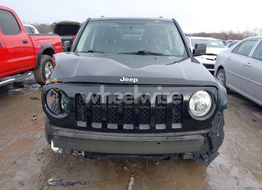 Photo 13 of 2016 Jeep Patriot HIGH ALTITUDE EDITION (VIN 1C4NJPFA0GD683588)