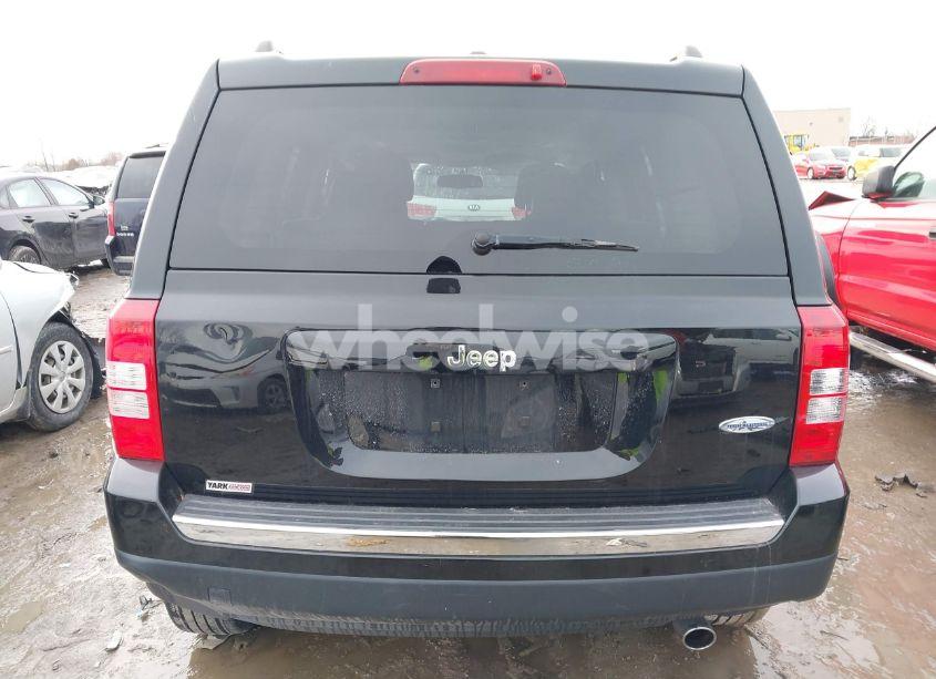 Photo 17 of 2016 Jeep Patriot HIGH ALTITUDE EDITION (VIN 1C4NJPFA0GD683588)