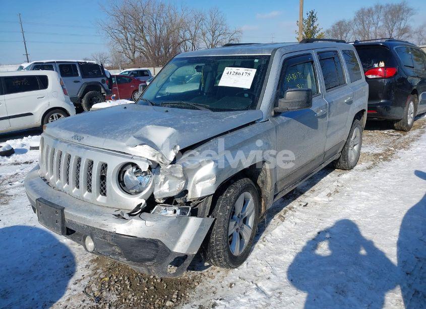 Photo 2 of 2012 Jeep Patriot LATITUDE (VIN 1C4NJPFA1CD660508)