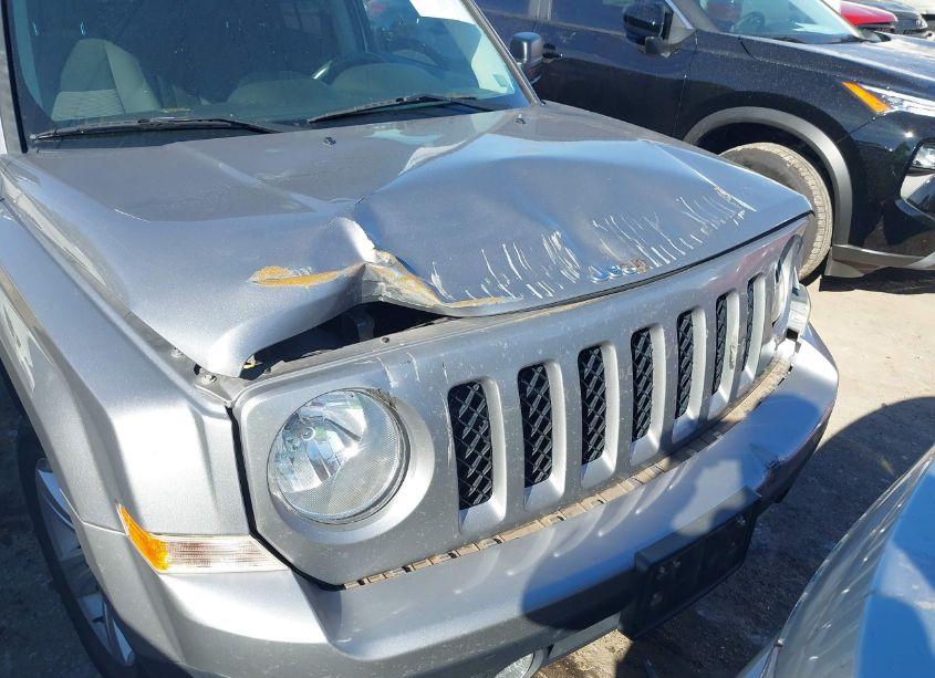 Photo 6 of 2016 Jeep Patriot LATITUDE (VIN 1C4NJPFA1GD647974)