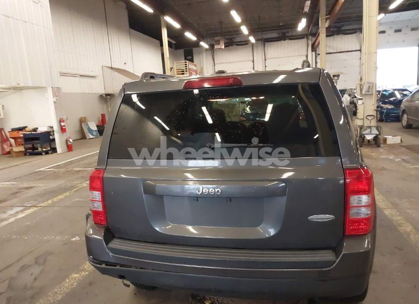 Photo 16 of 2017 Jeep Patriot LATITUDE FWD (VIN 1C4NJPFA1HD136671)