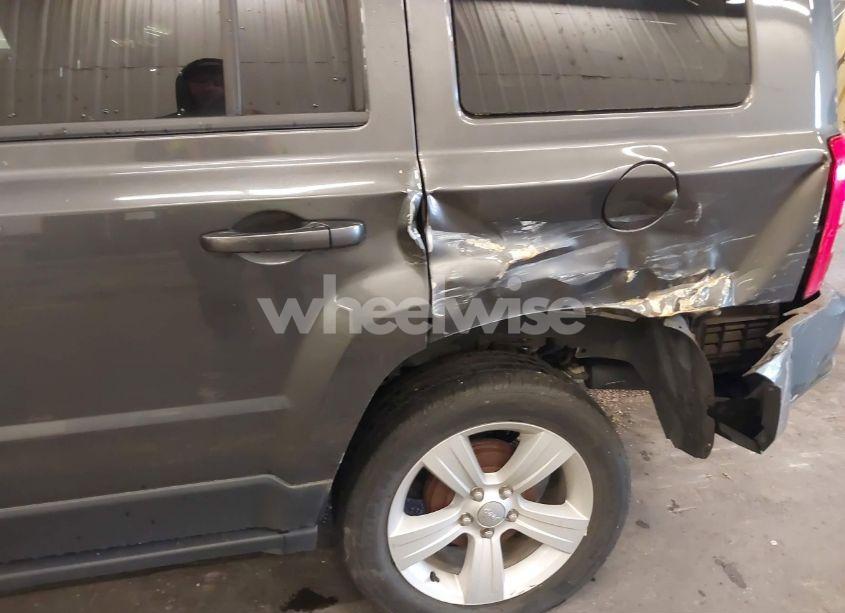 Photo 17 of 2017 Jeep Patriot LATITUDE FWD (VIN 1C4NJPFA1HD136671)