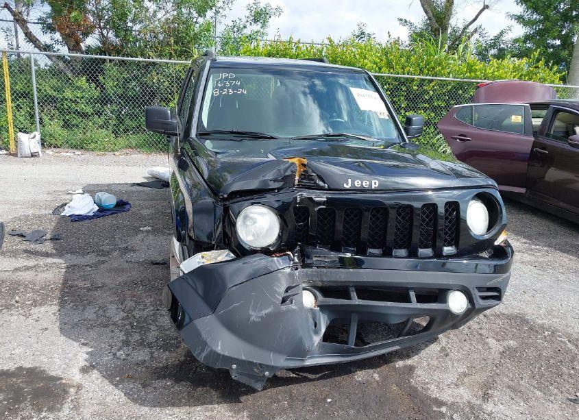 Photo 6 of 2013 Jeep Patriot LATITUDE (VIN 1C4NJPFA2DD102605)