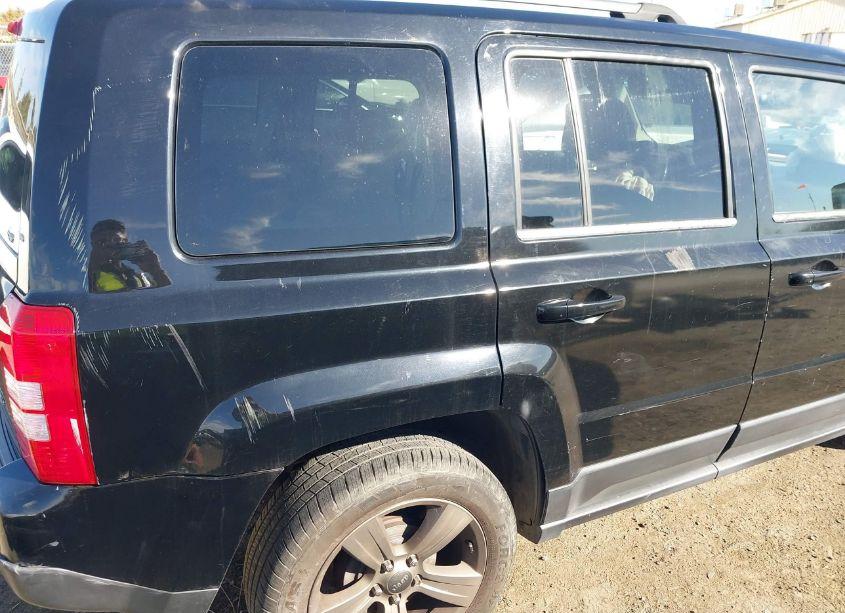 Photo 20 of 2014 Jeep Patriot HIGH ALTITUDE (VIN 1C4NJPFA2ED662688)