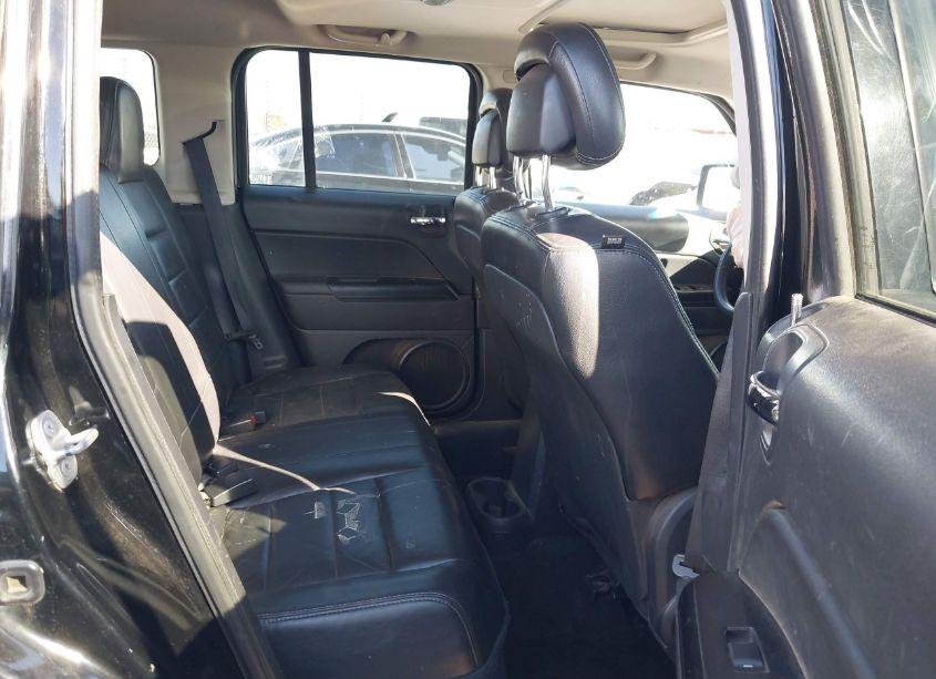 Photo 8 of 2014 Jeep Patriot HIGH ALTITUDE (VIN 1C4NJPFA2ED662688)