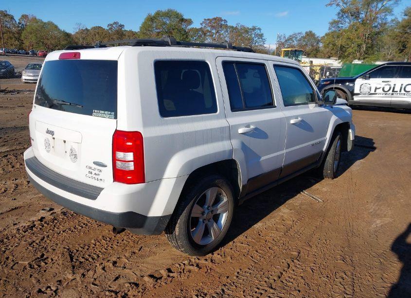 Photo 4 of 2014 Jeep Patriot LATITUDE (VIN 1C4NJPFA2ED698557)