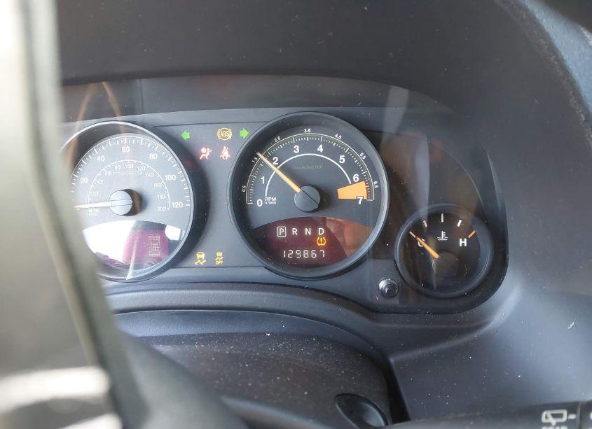 Photo 7 of 2014 Jeep Patriot LATITUDE (VIN 1C4NJPFA2ED698557)