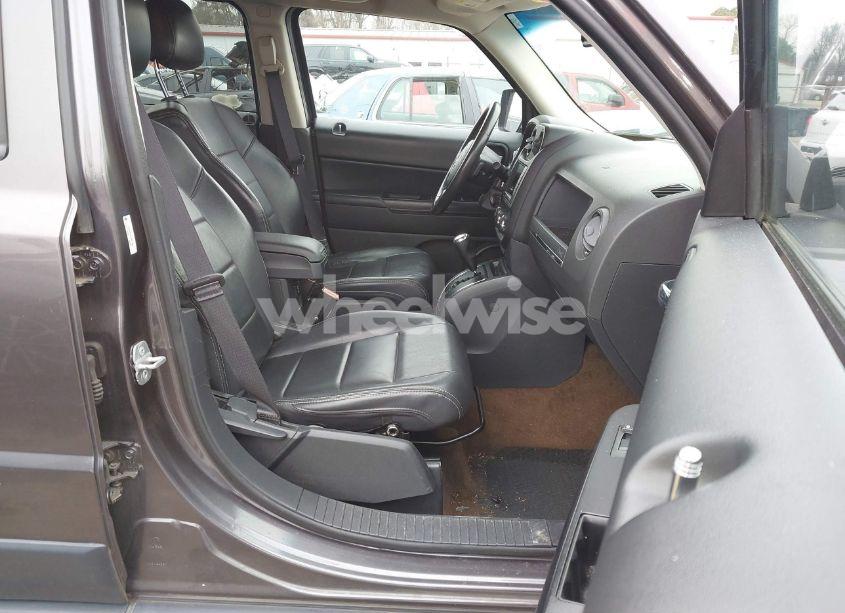 Photo 5 of 2014 Jeep Patriot HIGH ALTITUDE (VIN 1C4NJPFA2ED927965)