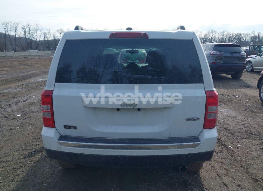 Photo 17 of 2016 Jeep Patriot HIGH ALTITUDE EDITION (VIN 1C4NJPFA2GD562612)