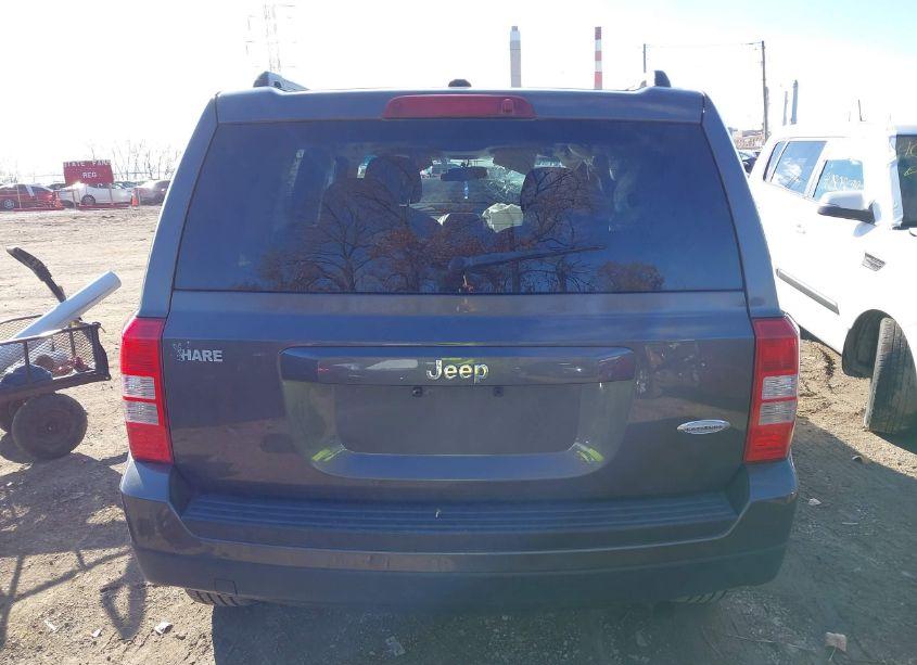 Photo 17 of 2016 Jeep Patriot LATITUDE (VIN 1C4NJPFA2GD722360)