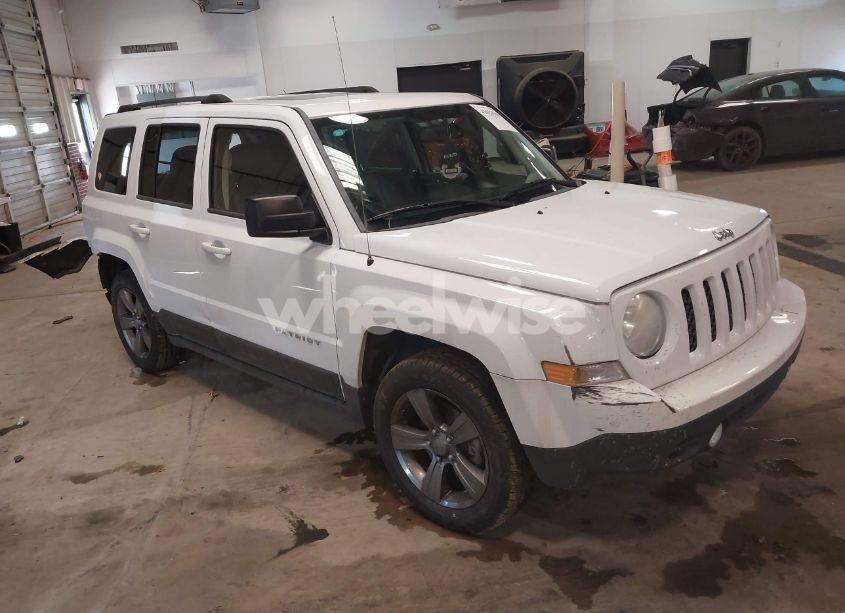 2014 Jeep Patriot HIGH ALTITUDE (VIN 1C4NJPFA3ED739925) main photo