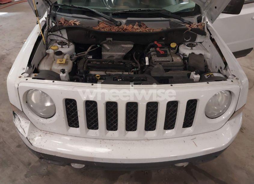 Photo 10 of 2014 Jeep Patriot HIGH ALTITUDE (VIN 1C4NJPFA3ED739925)