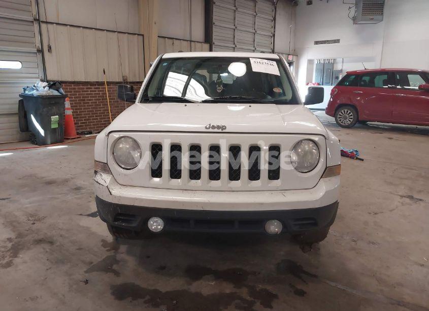 Photo 12 of 2014 Jeep Patriot HIGH ALTITUDE (VIN 1C4NJPFA3ED739925)