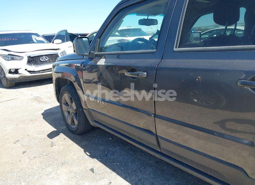 Photo 6 of 2014 Jeep Patriot HIGH ALTITUDE (VIN 1C4NJPFA3ED928123)