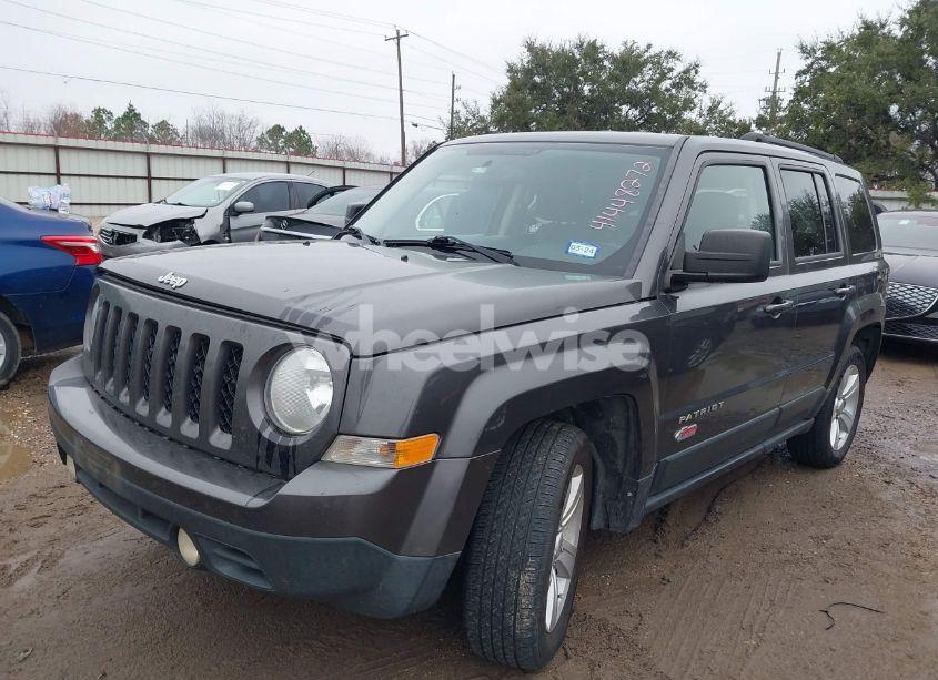 Photo 2 of 2016 Jeep Patriot LATITUDE (VIN 1C4NJPFA3GD640329)