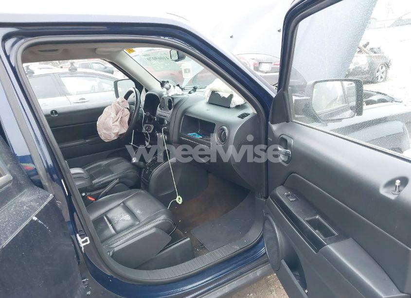 Photo 5 of 2014 Jeep Patriot HIGH ALTITUDE (VIN 1C4NJPFA4ED681811)