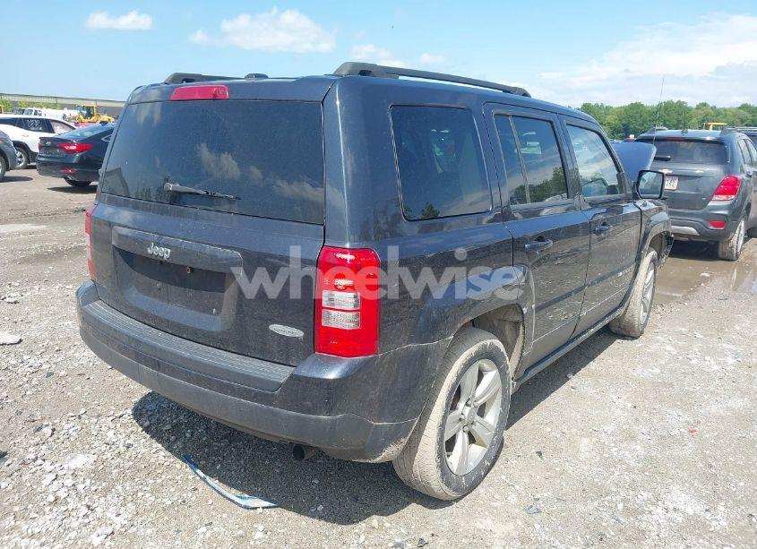 Photo 4 of 2014 Jeep Patriot LATITUDE (VIN 1C4NJPFA4ED690637)
