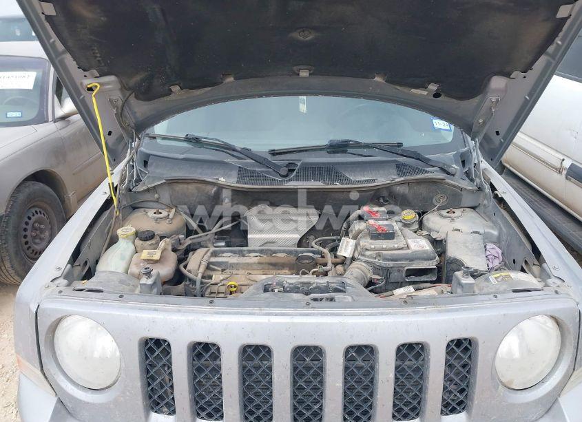 Photo 10 of 2014 Jeep Patriot HIGH ALTITUDE (VIN 1C4NJPFA4ED819007)