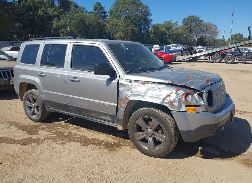 2014 Jeep Patriot HIGH ALTITUDE (VIN 1C4NJPFA4ED864576) main photo