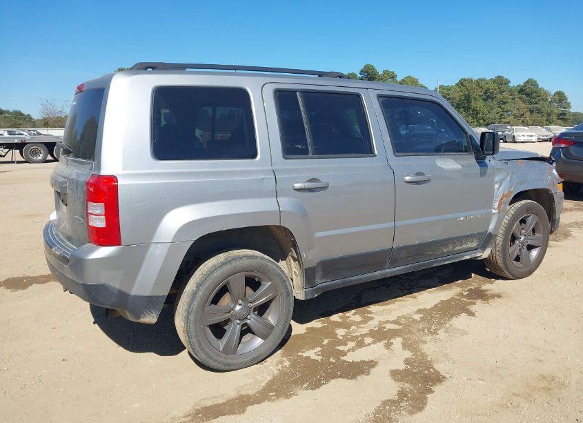 Photo 4 of 2014 Jeep Patriot HIGH ALTITUDE (VIN 1C4NJPFA4ED864576)