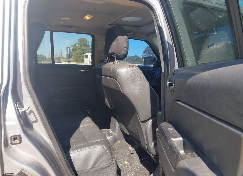 Photo 8 of 2014 Jeep Patriot HIGH ALTITUDE (VIN 1C4NJPFA4ED864576)