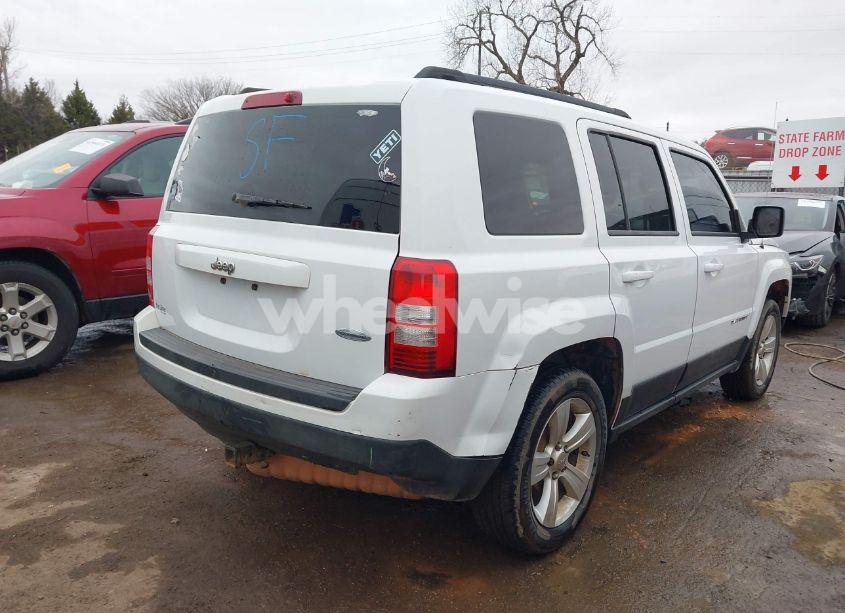 Photo 4 of 2014 Jeep Patriot LATITUDE (VIN 1C4NJPFA5ED701144)